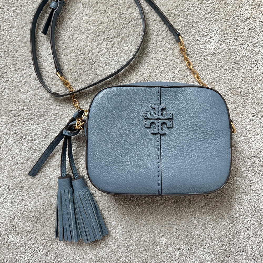SOLD | Tory Burch Brunnera Blue McGraw Camera Bag Like New - Picture 3 of 16